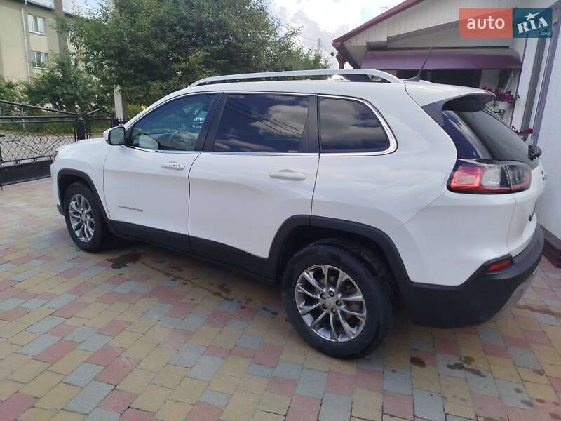 Внедорожник / Кроссовер Jeep Cherokee 2018 в Бучаче