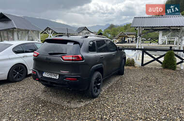 Внедорожник / Кроссовер Jeep Cherokee 2016 в 