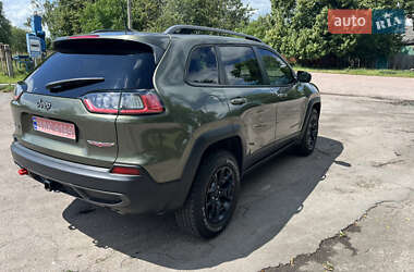 Внедорожник / Кроссовер Jeep Cherokee 2020 в 