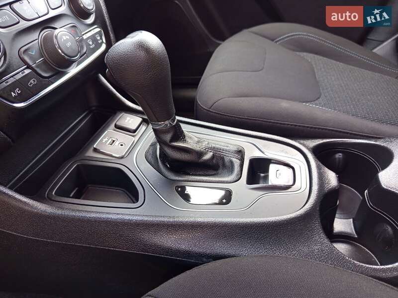 Внедорожник / Кроссовер Jeep Cherokee 2020 в Житомире