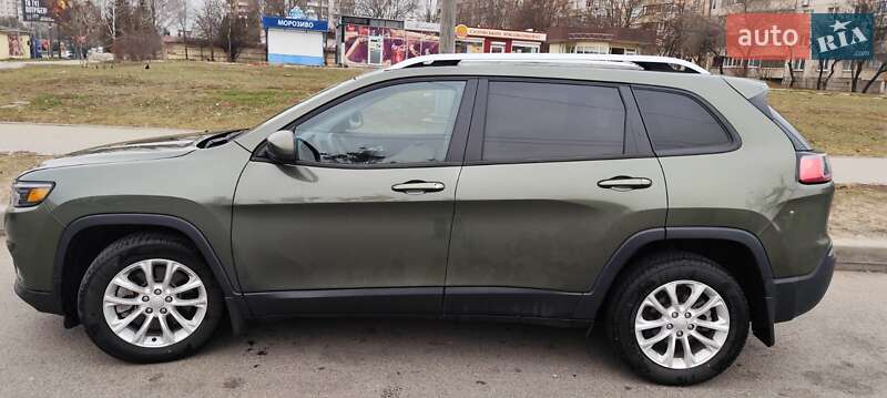 Внедорожник / Кроссовер Jeep Cherokee 2019 в Харькове