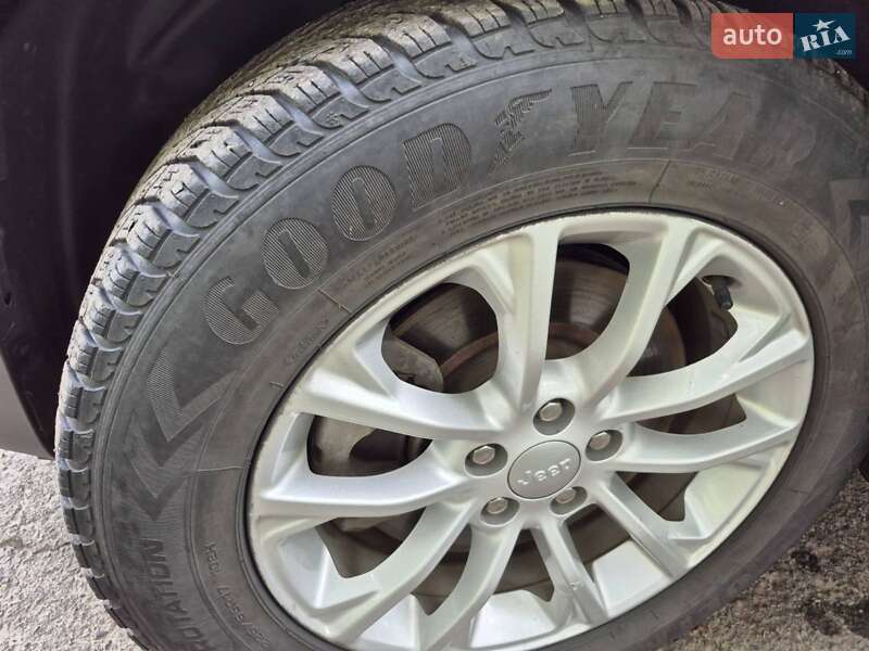 Позашляховик / Кросовер Jeep Cherokee 2019 в Полтаві