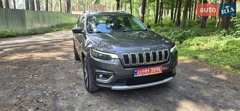 Внедорожник / Кроссовер Jeep Cherokee 2019 в Дубно