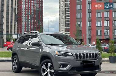 Внедорожник / Кроссовер Jeep Cherokee 2019 в Киеве