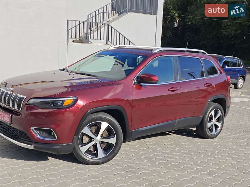 Внедорожник / Кроссовер Jeep Cherokee 2019 в Киеве