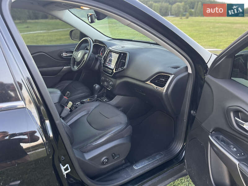 Внедорожник / Кроссовер Jeep Cherokee 2019 в Белой Церкви