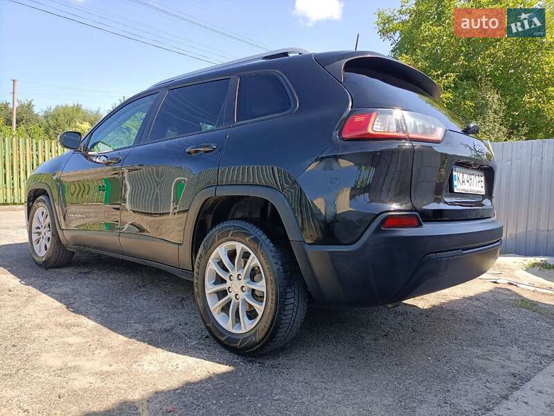 Позашляховик / Кросовер Jeep Cherokee 2020 в Києві
