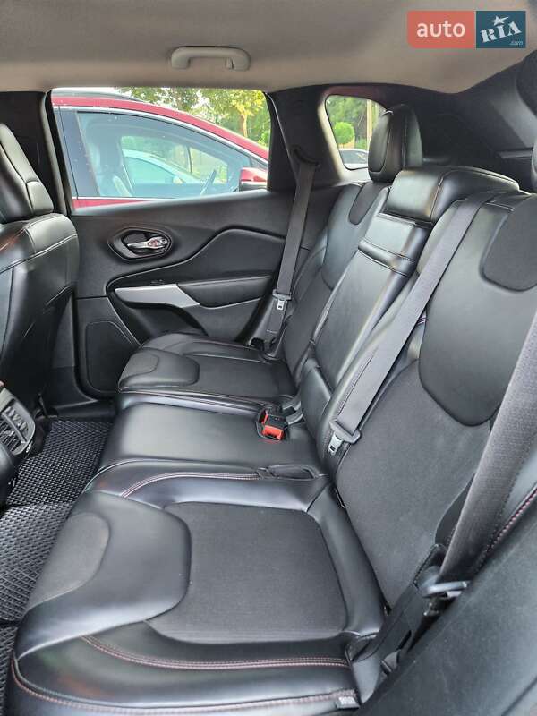 Позашляховик / Кросовер Jeep Cherokee 2017 в Вінниці