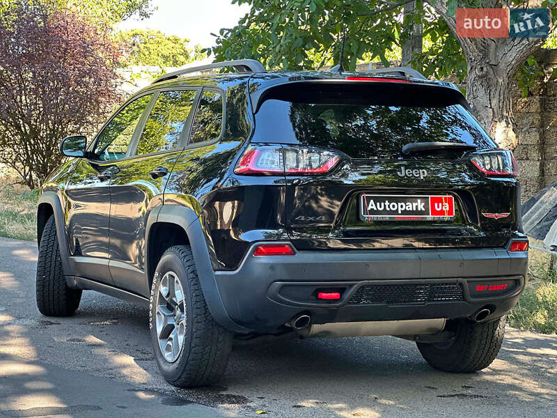 Внедорожник / Кроссовер Jeep Cherokee 2018 в Одессе