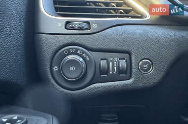 Внедорожник / Кроссовер Jeep Cherokee 2019 в 