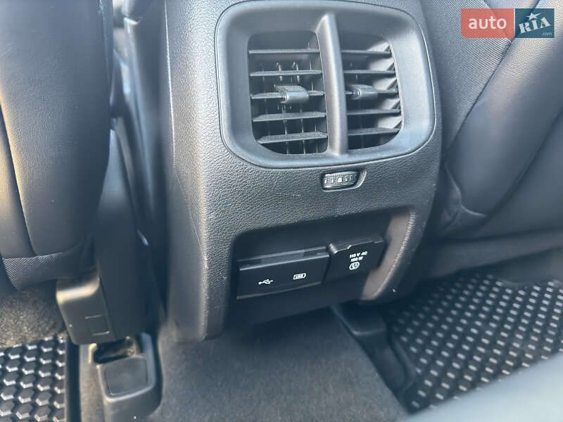 Позашляховик / Кросовер Jeep Cherokee 2019 в Києві