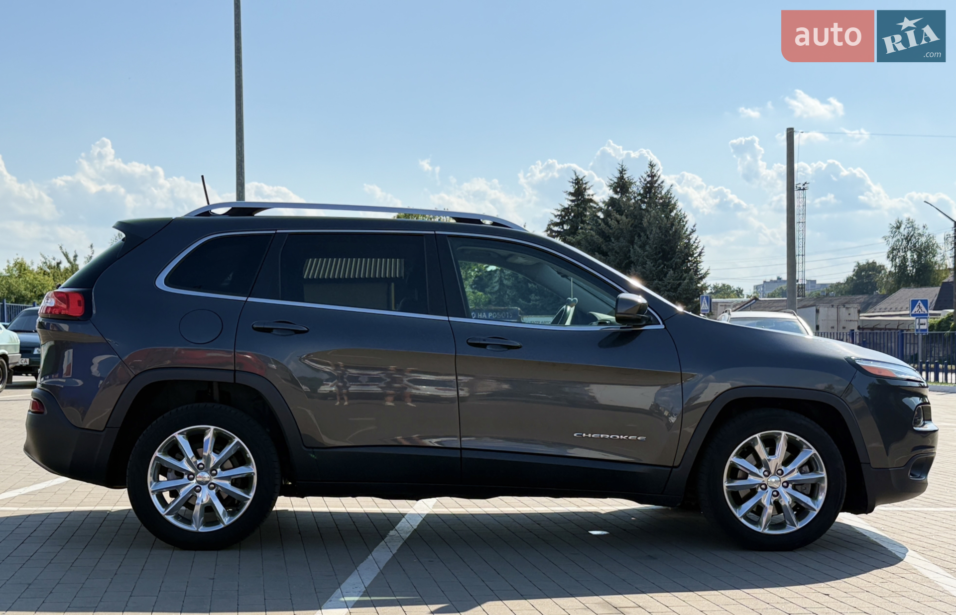 2015 Jeep Cherokee - мініатюра 4