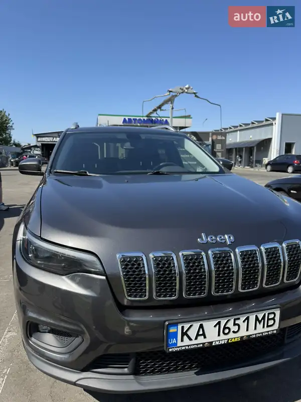 Jeep Cherokee