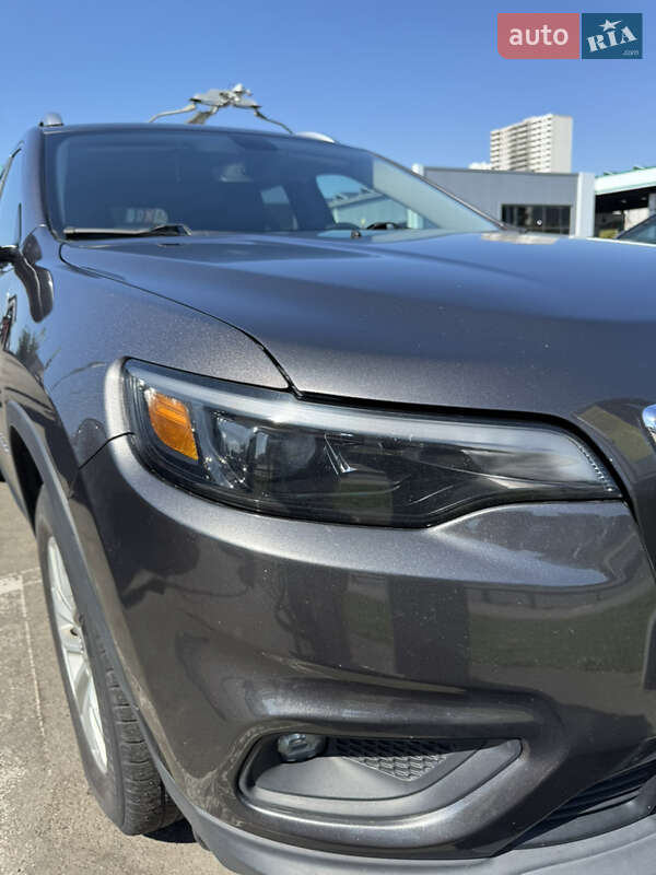 Внедорожник / Кроссовер Jeep Cherokee 2018 в Киеве