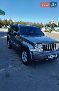 Внедорожник / Кроссовер Jeep Cherokee 2011 в Кременчуге