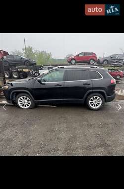 Внедорожник / Кроссовер Jeep Cherokee 2018 в Гайвороне