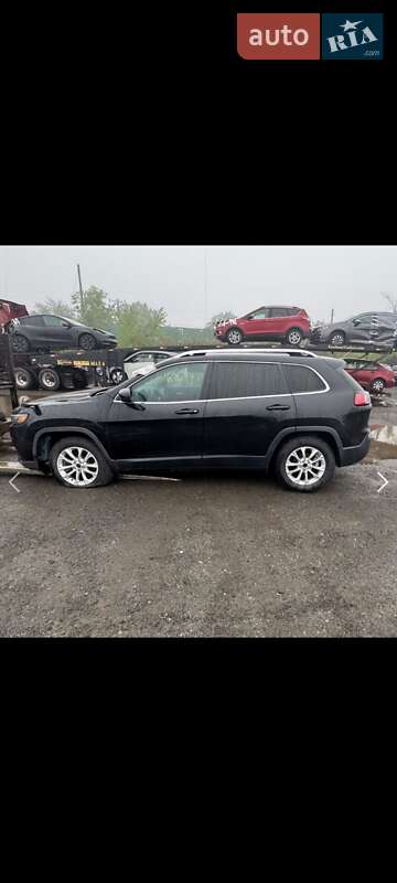 Внедорожник / Кроссовер Jeep Cherokee 2018 в Гайвороне