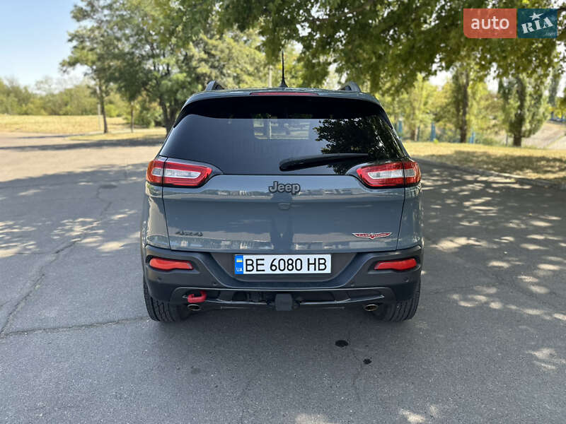 Внедорожник / Кроссовер Jeep Cherokee 2015 в Южноукраинске