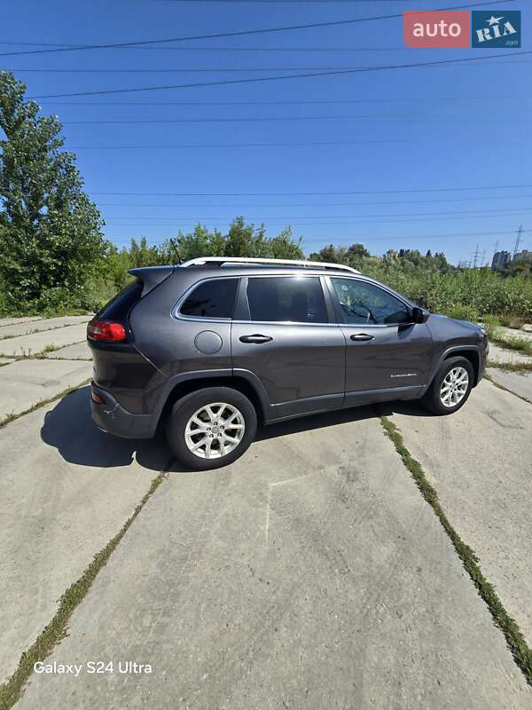 Внедорожник / Кроссовер Jeep Cherokee 2016 в Харькове фото 7 Внедорожник / Кроссовер Jeep Cherokee 2016 в Харькове