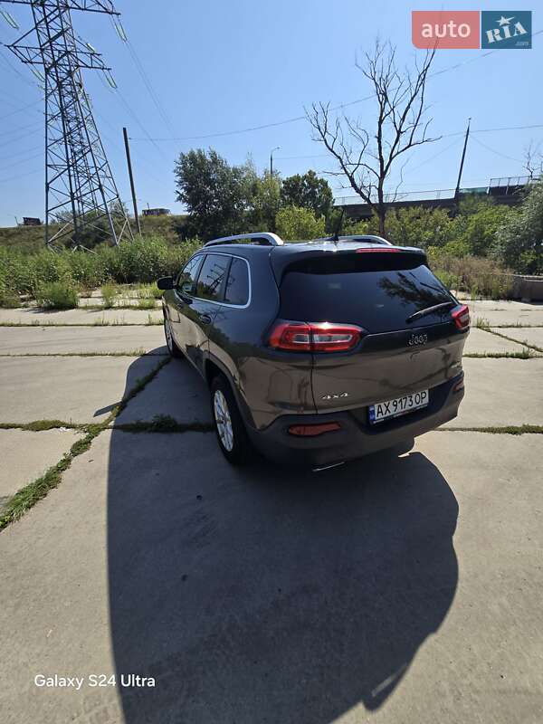Внедорожник / Кроссовер Jeep Cherokee 2016 в Харькове фото 14 Внедорожник / Кроссовер Jeep Cherokee 2016 в Харькове
