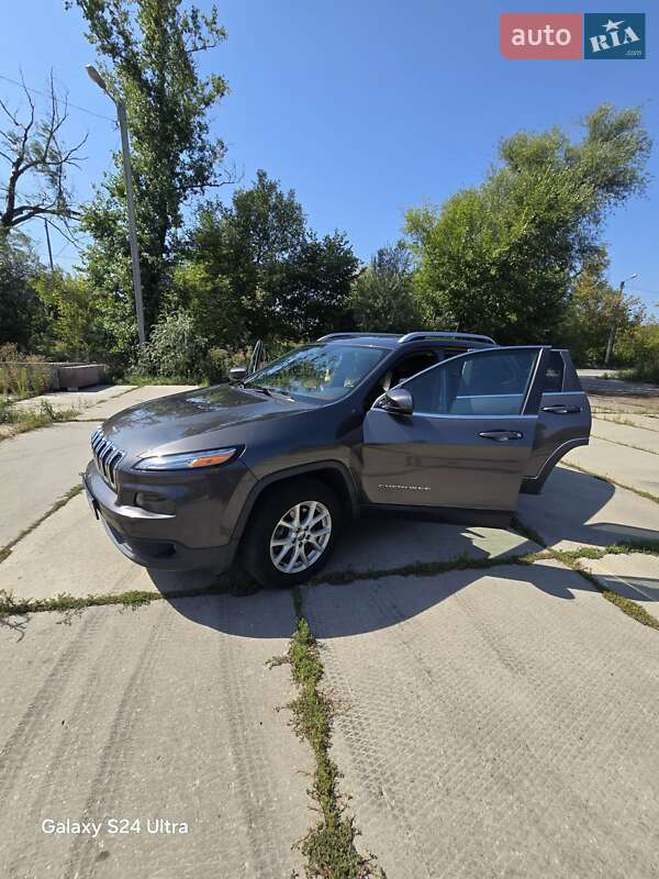 Внедорожник / Кроссовер Jeep Cherokee 2016 в Харькове фото 19 Внедорожник / Кроссовер Jeep Cherokee 2016 в Харькове