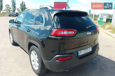 Внедорожник / Кроссовер Jeep Cherokee 2014 в 