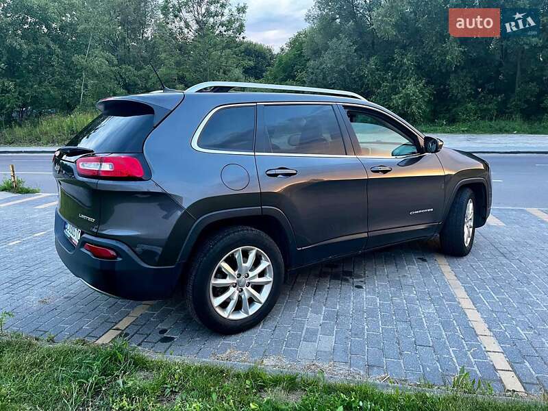 Внедорожник / Кроссовер Jeep Cherokee 2015 в Львове фото 3 Внедорожник / Кроссовер Jeep Cherokee 2015 в Львове