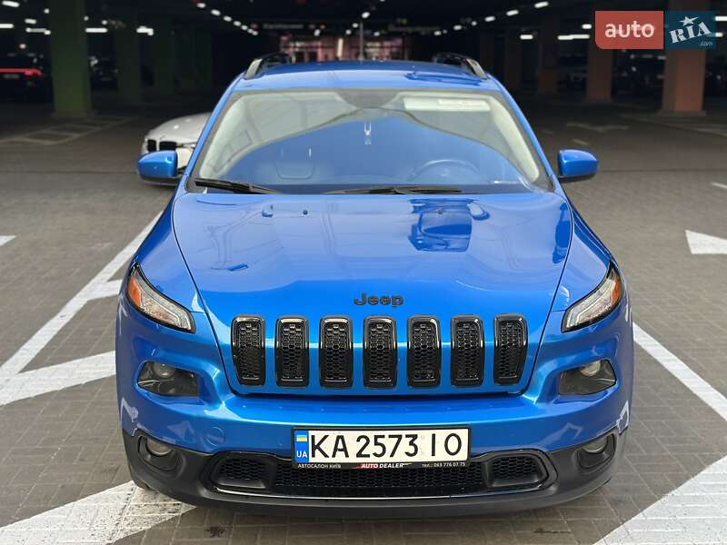 Позашляховик / Кросовер Jeep Cherokee 2017 в Києві фото 3 Позашляховик / Кросовер Jeep Cherokee 2017 в Києві