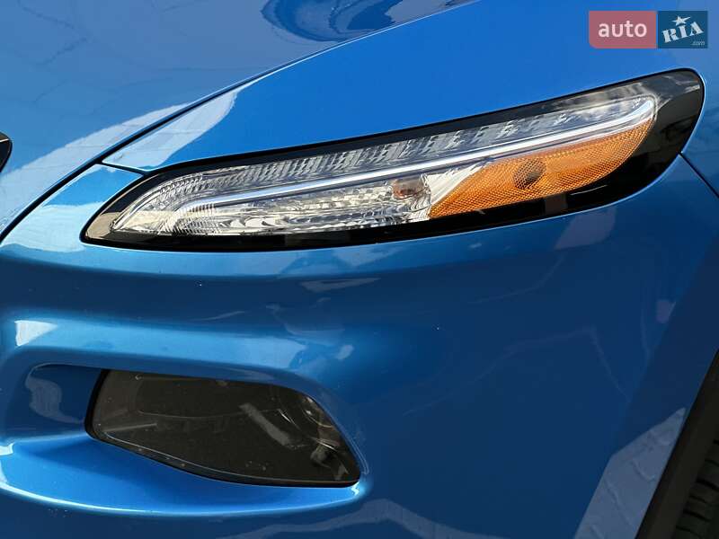 Позашляховик / Кросовер Jeep Cherokee 2017 в Києві фото 5 Позашляховик / Кросовер Jeep Cherokee 2017 в Києві