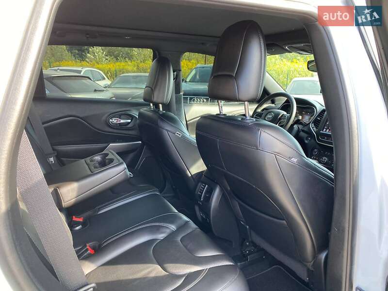 Внедорожник / Кроссовер Jeep Cherokee 2020 в Львове фото 25 Внедорожник / Кроссовер Jeep Cherokee 2020 в Львове
