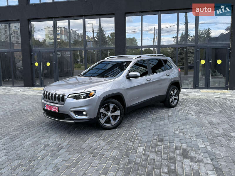 Позашляховик / Кросовер Jeep Cherokee 2019 в Полтаві фото 2 Позашляховик / Кросовер Jeep Cherokee 2019 в Полтаві