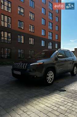 Внедорожник / Кроссовер Jeep Cherokee 2016 в Нетешине