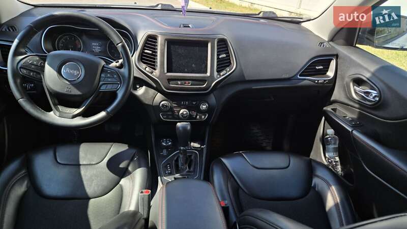 Позашляховик / Кросовер Jeep Cherokee 2020 в Львові