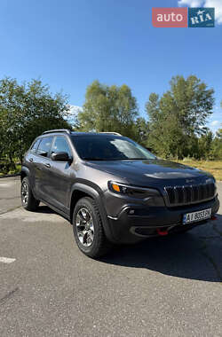 Внедорожник / Кроссовер Jeep Cherokee 2019 в Киеве
