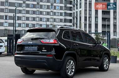 Внедорожник / Кроссовер Jeep Cherokee 2018 в 