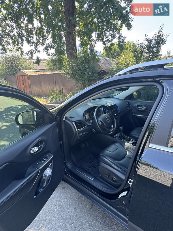 Позашляховик / Кросовер Jeep Cherokee 2018 в Києві