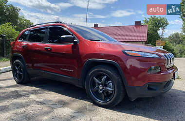 Позашляховик / Кросовер Jeep Cherokee 2016 в Чернівцях