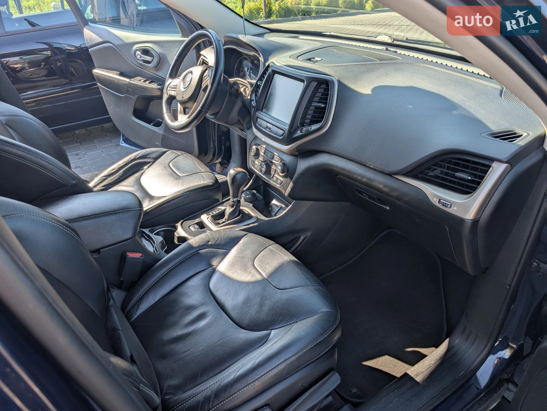 2014 Jeep Cherokee - мініатюра 2