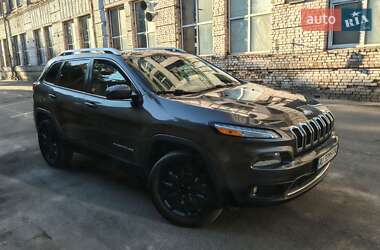 Внедорожник / Кроссовер Jeep Cherokee 2014 в Киеве