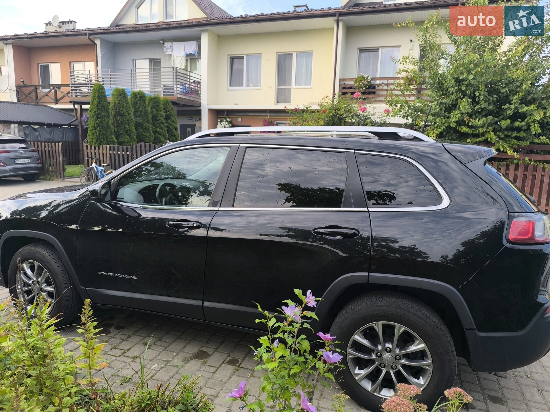 2018 Jeep Cherokee - мініатюра 11
