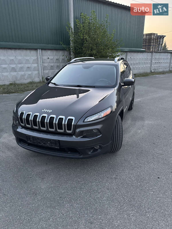Внедорожник / Кроссовер Jeep Cherokee 2017 в Фастове