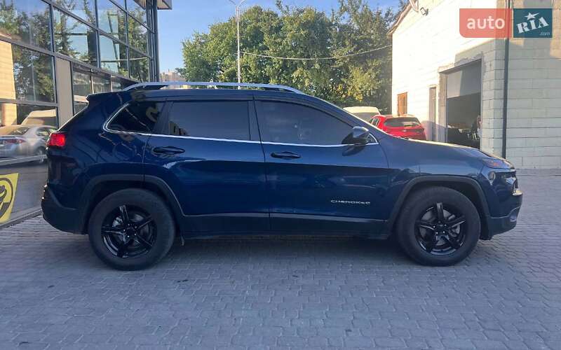 Позашляховик / Кросовер Jeep Cherokee 2017 в Івано-Франківську фото 8 Позашляховик / Кросовер Jeep Cherokee 2017 в Івано-Франківську