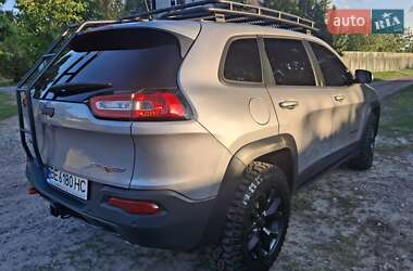 Внедорожник / Кроссовер Jeep Cherokee 2017 в 