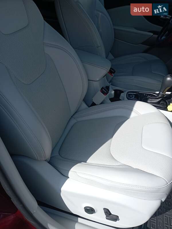 Внедорожник / Кроссовер Jeep Cherokee 2019 в Харькове фото 17 Внедорожник / Кроссовер Jeep Cherokee 2019 в Харькове