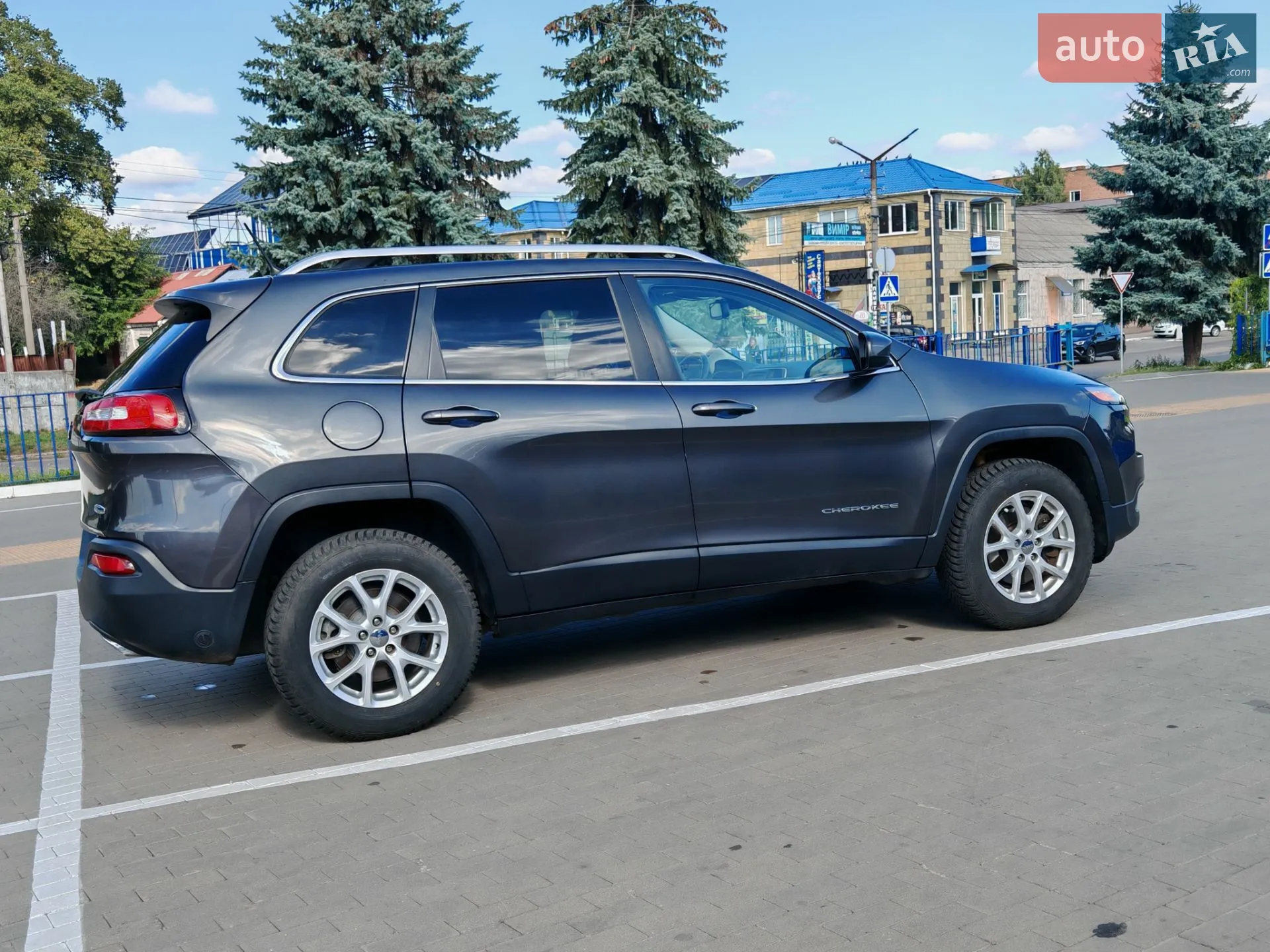 2015 Jeep Cherokee - мініатюра 6