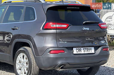 Внедорожник / Кроссовер Jeep Cherokee 2014 в 