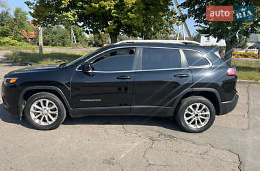 Внедорожник / Кроссовер Jeep Cherokee 2018 в 