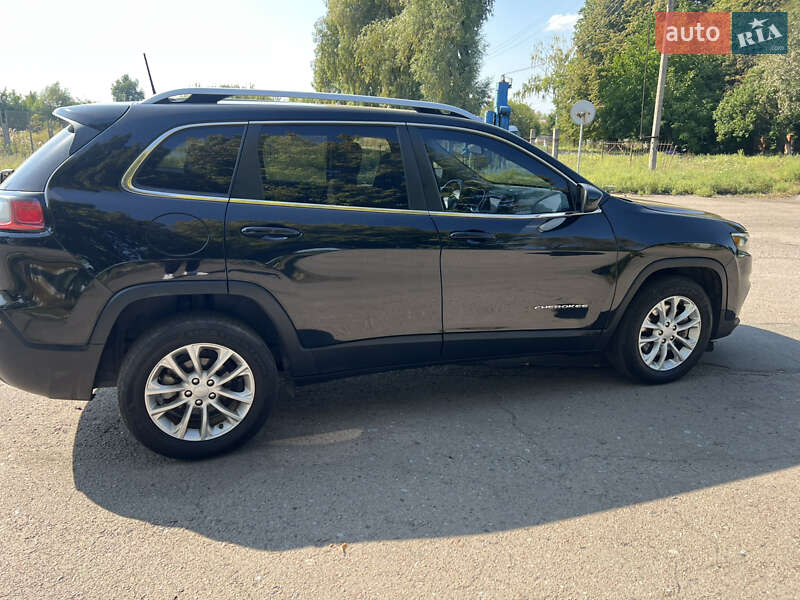 Внедорожник / Кроссовер Jeep Cherokee 2018 в Чернигове