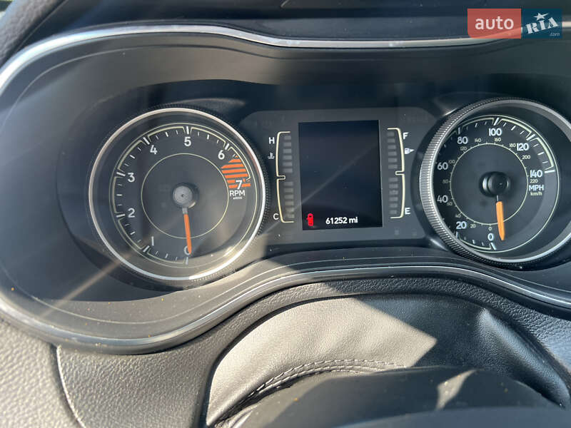 Внедорожник / Кроссовер Jeep Cherokee 2018 в Чернигове
