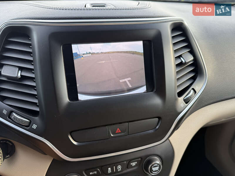 Внедорожник / Кроссовер Jeep Cherokee 2019 в Ровно